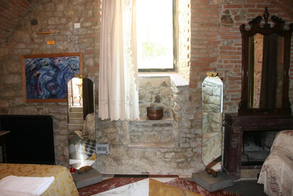 Poggio Alla Pieve Relais Calenzano Room photo